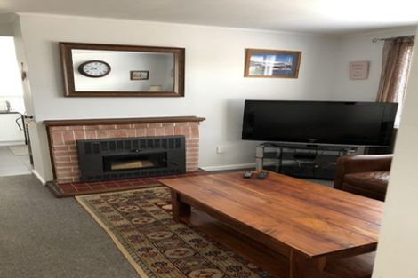 Photo of property in 16 Mary Street, Redwoodtown, Blenheim, 7201