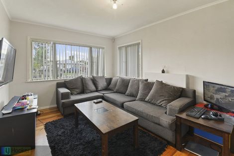 Photo of property in 10 Rollerson Street, Papakura, 2110