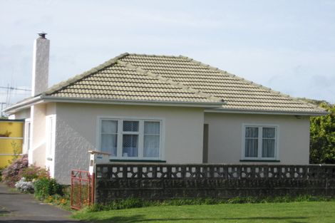 Photo of property in 66 Thatcher Street, Castlecliff, Whanganui, 4501