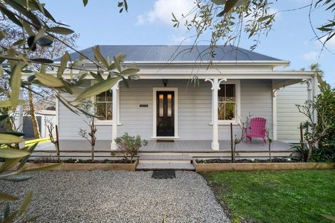 Photo of property in 102 Jellicoe Street, Martinborough, 5711