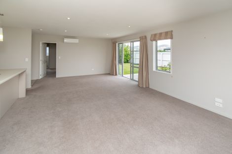 Photo of property in 18 Munich Place, Bromley, Christchurch, 8062