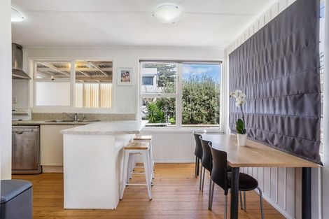 Photo of property in 470 Hibiscus Coast Highway, Orewa, 0931