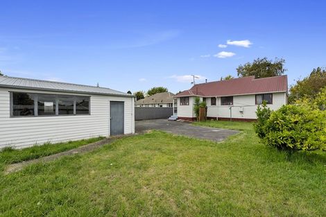 Photo of property in 51 Sare Crescent, Fairfield, Hamilton, 3214