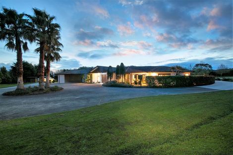 Photo of property in 210 Oraha Road, Kumeu, 0892