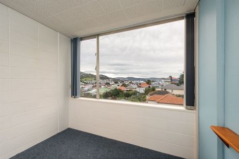 Photo of property in Beresford Apartments, 18/118 Russell Terrace, Berhampore, Wellington, 6023