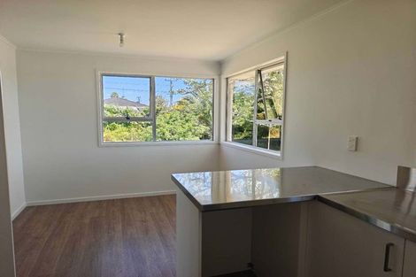 Photo of property in 8 Newham Place, Henderson, Auckland, 0612