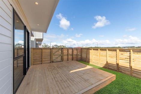 Photo of property in 16 Greenbrier Street, Westgate, 0814