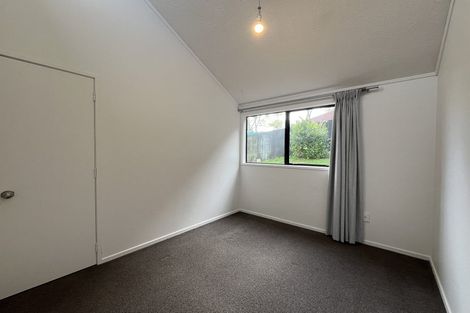 Photo of property in 26 Orinda Close, Botany Downs, Auckland, 2010