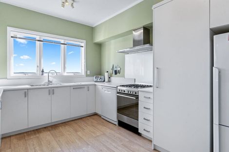 Photo of property in 88 Birkdale Road, Birkdale, Auckland, 0626