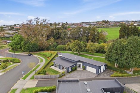 Photo of property in 1 Hass Drive, Ohauiti, Tauranga, 3112