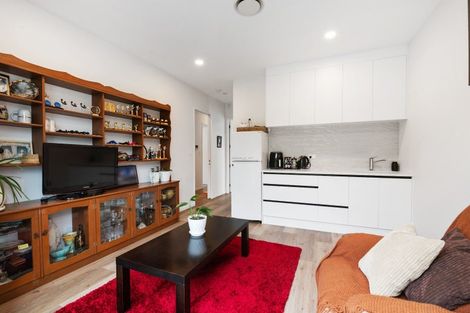 Photo of property in 61 Godfrey Drive, Orewa, 0931