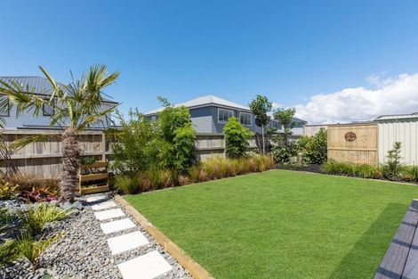 Photo of property in 23 Kukuwai Avenue, Red Beach, 0932