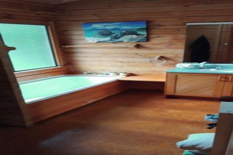 Photo of property in 11 Cabbage Tree Bay Road, Opononi, Kaikohe, 0473