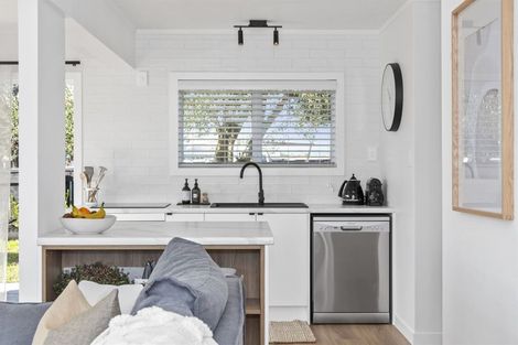 Photo of property in 10b Tui Street, Mount Maunganui, 3116