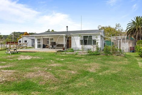 Photo of property in 198 Rautawhiri Road, Helensville, 0875