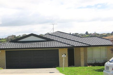 Photo of property in 32 Nimstedt Avenue, Oteha, Auckland, 0632