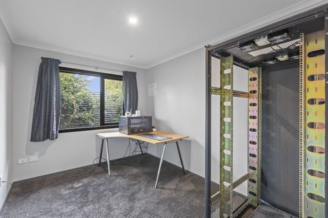 Photo of property in 15a Carthew Street, Okato, 4335