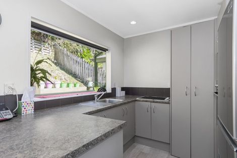 Photo of property in 13 James Cook Drive, Welcome Bay, Tauranga, 3112