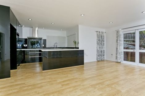 Photo of property in 5 Alice Place, Hillcrest, Auckland, 0627