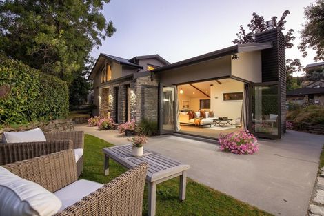 Photo of property in 94 Centennial Avenue, Arrowtown, 9302