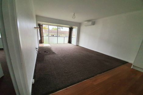 Photo of property in 2/21 Simkin Avenue, Saint Johns, Auckland, 1072