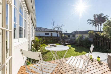 Photo of property in 235 Georges Drive, Napier South, Napier, 4110