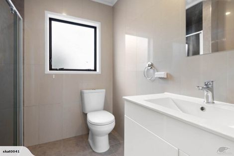 Photo of property in 19 Crosby Road, West Harbour, Auckland, 0618