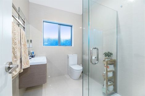 Photo of property in 11 Irongate Avenue, Ranui, Auckland, 0612