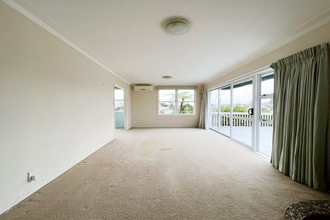 Photo of property in 53 Stanley Avenue, Milford, Auckland, 0620