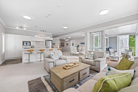 Photo of property in 96 Eaves Bush Parade, Orewa, 0931