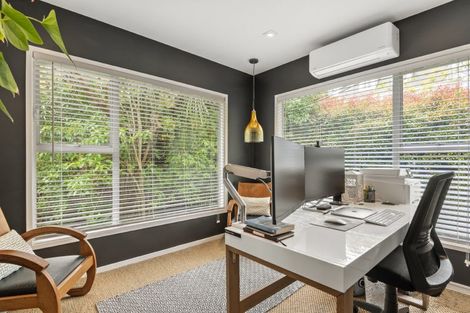 Photo of property in 32a Palmerston Road, Birkenhead, Auckland, 0626