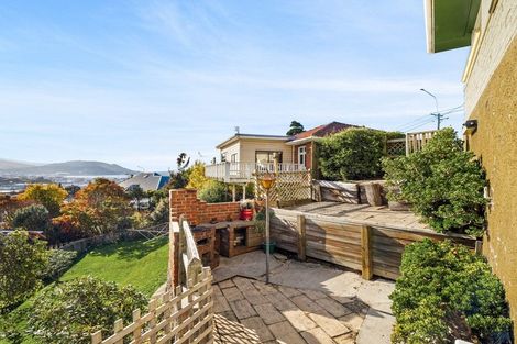 Photo of property in 42 Middleton Road, Kew, Dunedin, 9012