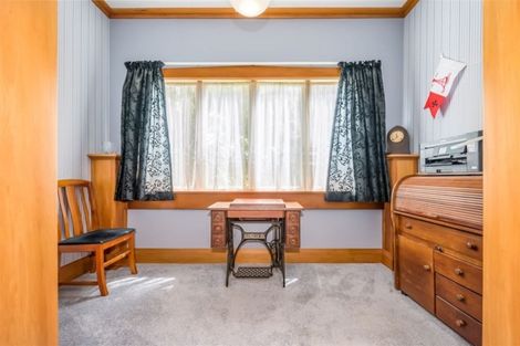 Photo of property in 47 Cambridge Terrace, Waiwhetu, Lower Hutt, 5010