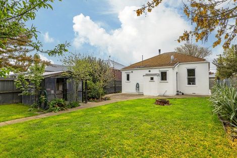 Photo of property in 38 Olliviers Road, Phillipstown, Christchurch, 8011