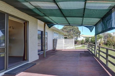 Photo of property in 44 Hadfield Crescent, College Estate, Whanganui, 4500