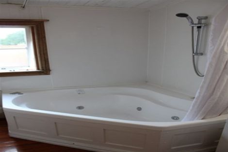 Photo of property in 147 Victoria Road, Saint Clair, Dunedin, 9012