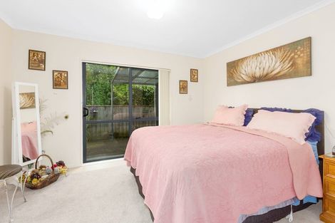 Photo of property in 1 West Peak Way, Otaki, 5512