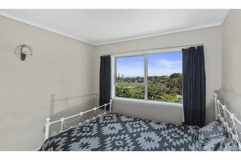Photo of property in 12 Danbury Drive, Torbay, Auckland, 0630