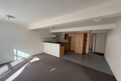 Photo of property in 8 Rutland Road, Stanley Point, Auckland, 0624