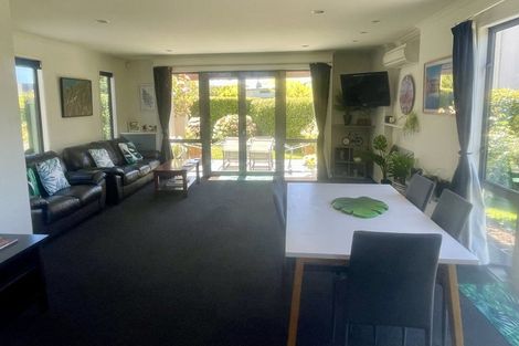 Photo of property in 9 Meadowbrook Place, Wanaka, 9305
