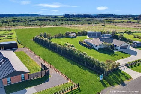 Photo of property in 3 Carex Grove, Foxton Beach, Foxton, 4815