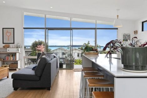 Photo of property in 35 Seaway Terrace, Otumoetai, Tauranga, 3110