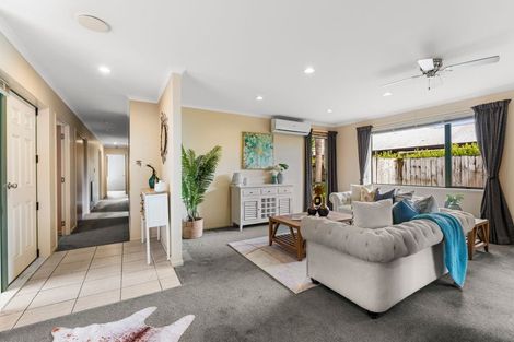 Photo of property in 18 Insley Street, Mangawhai, 0505