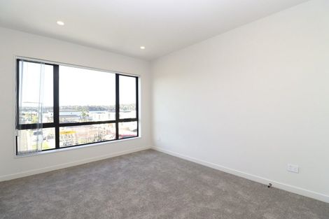 Photo of property in 41 Observation Green, Hobsonville, Auckland, 0616