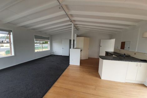 Photo of property in 1/54 Evans Road, Weymouth, Auckland, 2103