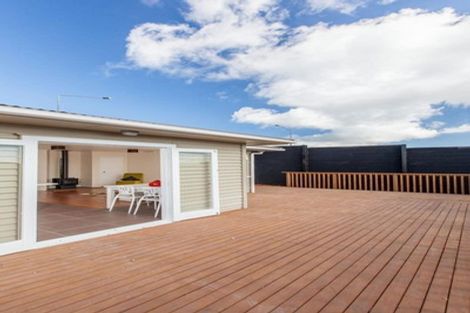 Photo of property in 64 Ernie Pinches Street, Wesley, Auckland, 1041