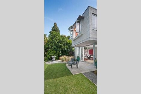 Photo of property in 25a Stanley Point Road, Stanley Point, Auckland, 0624
