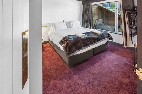 Photo of property in 16b Sainsbury Road, Fernhill, Queenstown, 9300