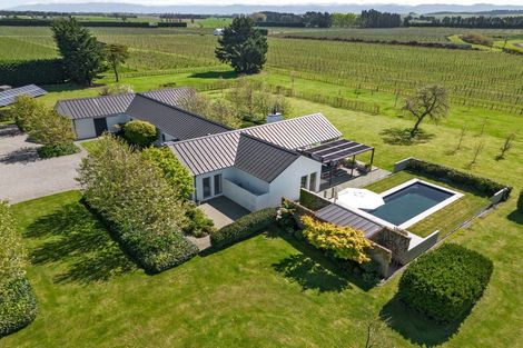 Photo of property in Dublin Street, Martinborough, 5711