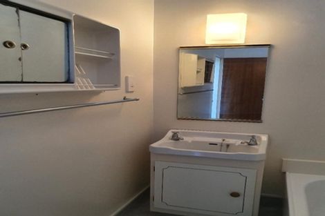 Photo of property in 4/15 Upper Lewisville Terrace, Thorndon, Wellington, 6011